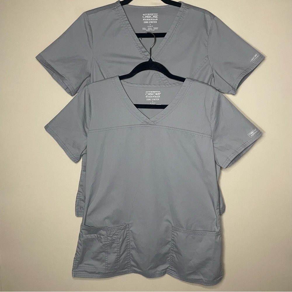 Bundle of‎ 2 Cherokee Core Stretch Scrub Tops Gray Small V-Neck